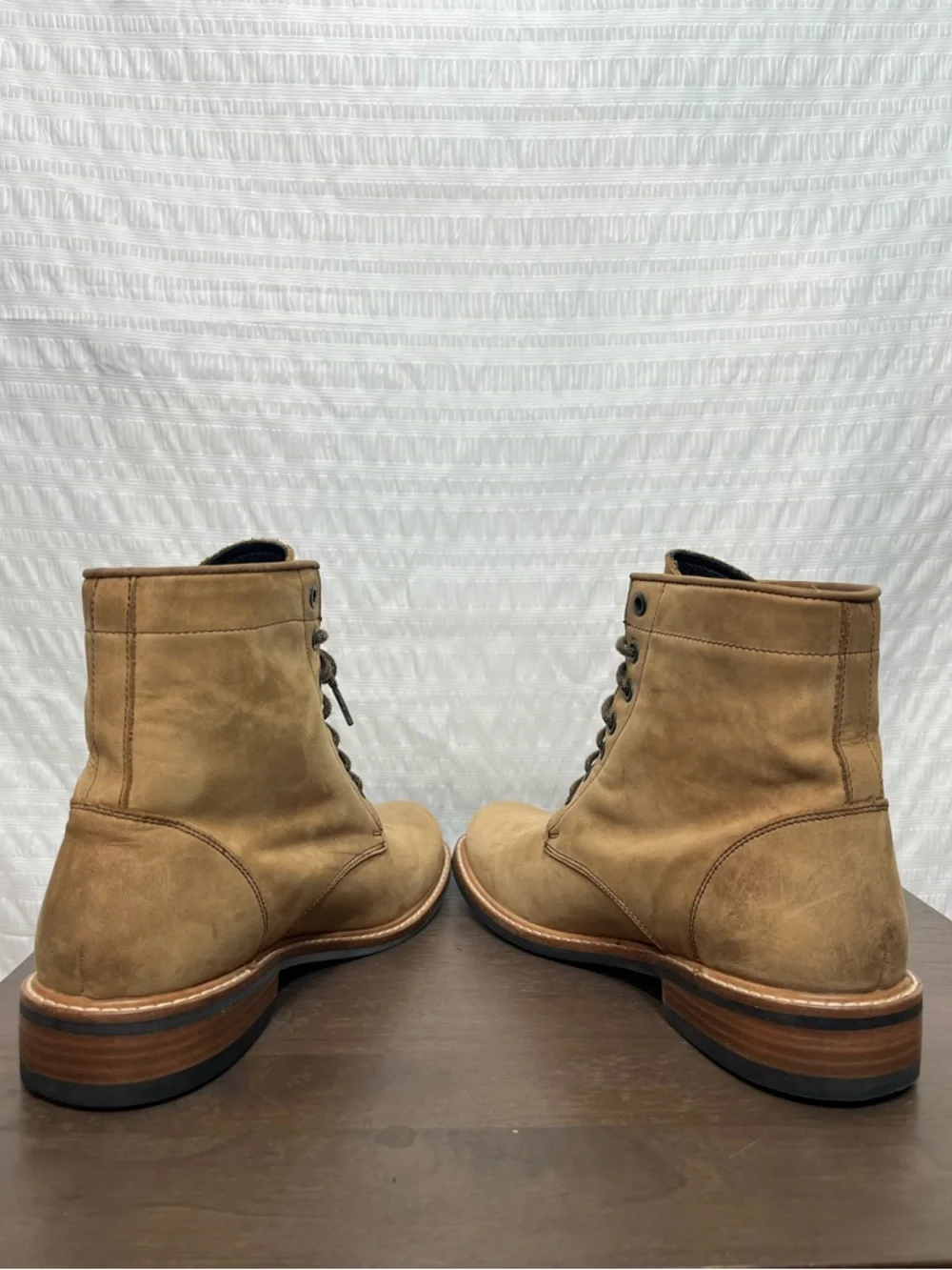 Nisolo leather lace